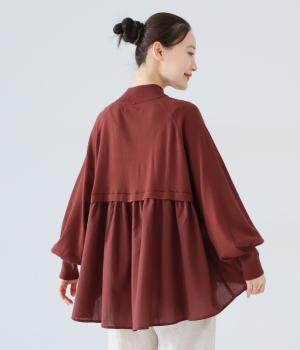 天竺編み×ポリエステルコットン平織り布帛コンビニニットハイネックプルオーバー(レッド-F)