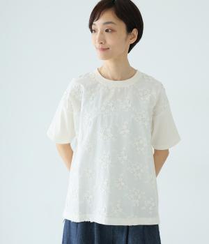 フロントエンブロイダリープルオーバー(オフホワイト-L)