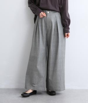 ライトコットンタックフレアパンツ