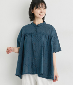 ドットプリントギャザーブラウス