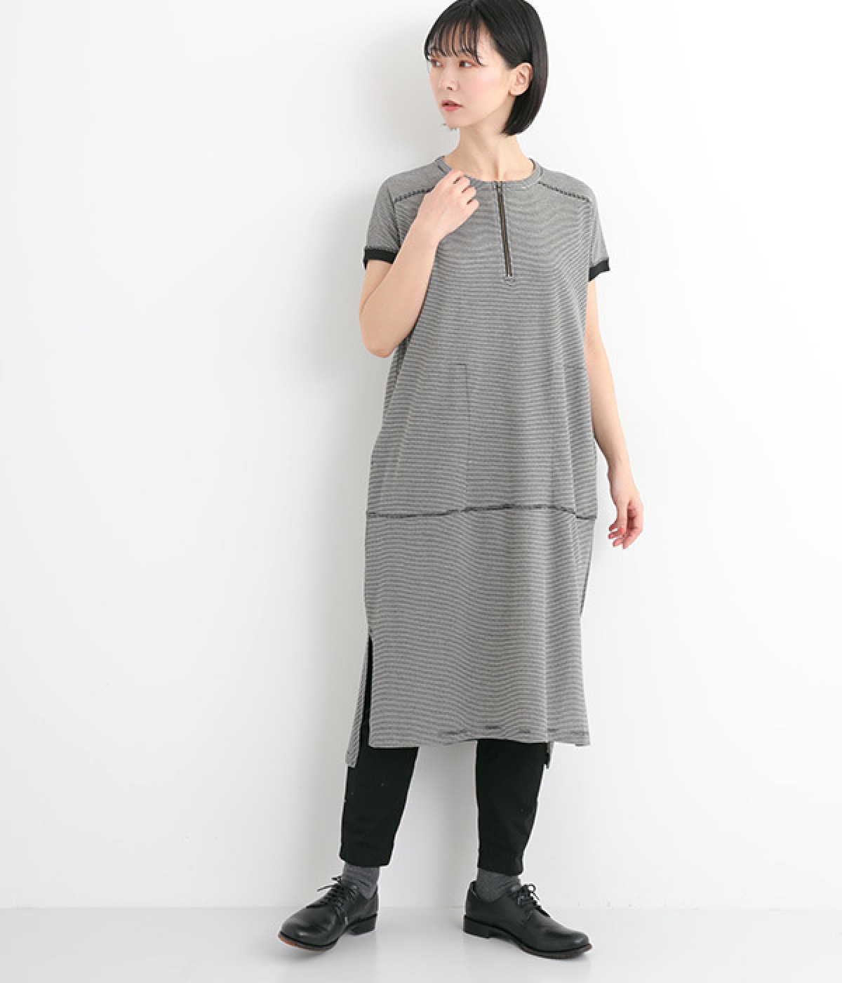 ハーフジップボーダーワンピース(ブラック×アイボリー-M)