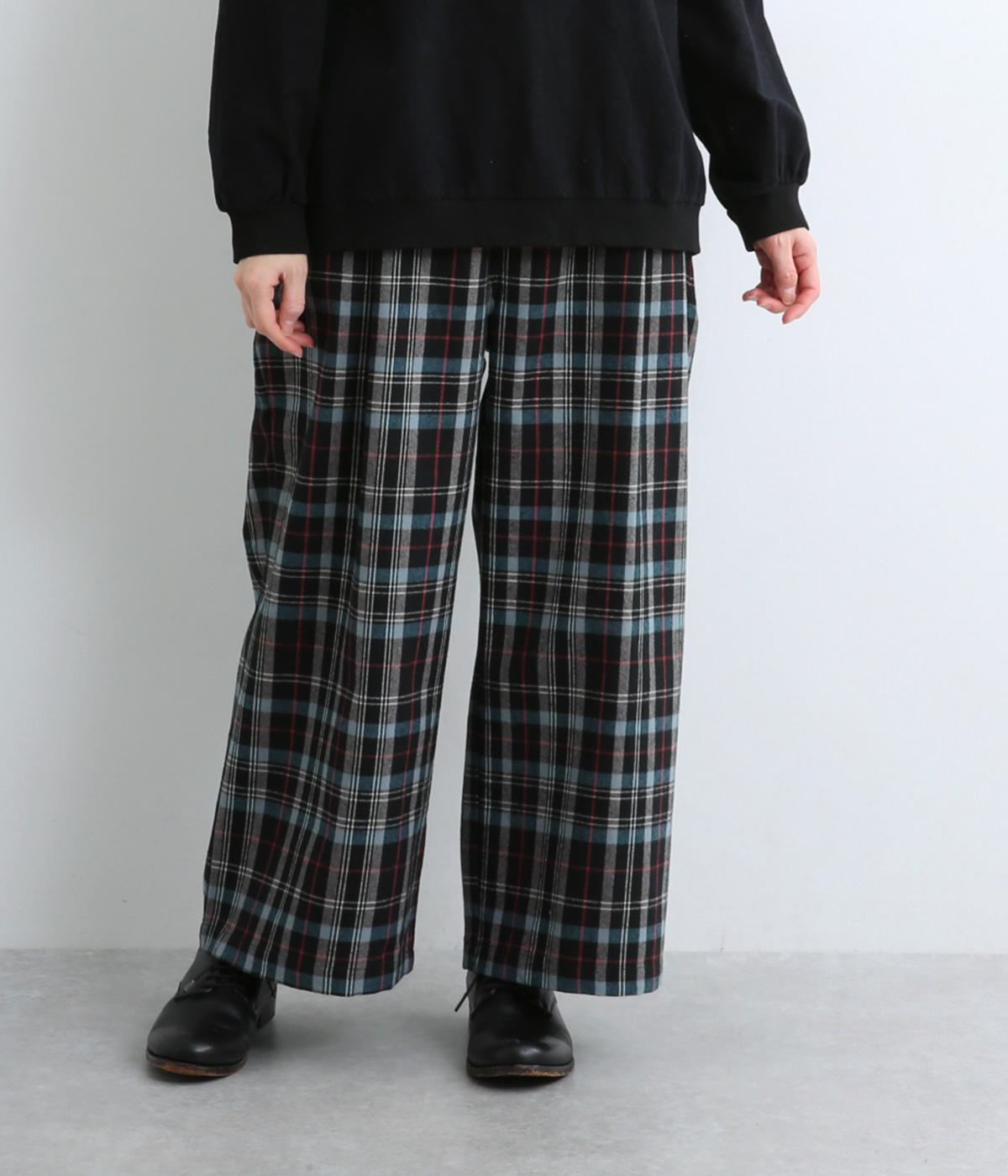 コットンフロントタックリラクシーチェックパンツ(ネイビー-M)