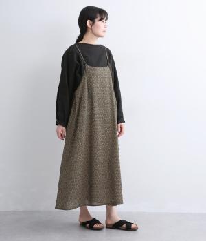 フラワープリントキャミワンピース