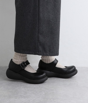 ベルト付ストラップシューズ(ブラック-L)