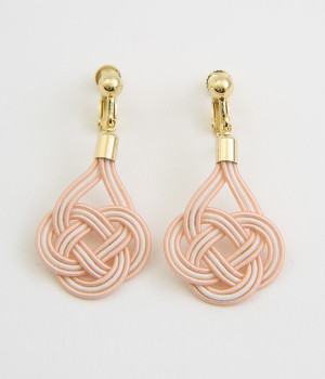 あわじ結び　イヤリング(灰桜×胡粉-ONESIZE)