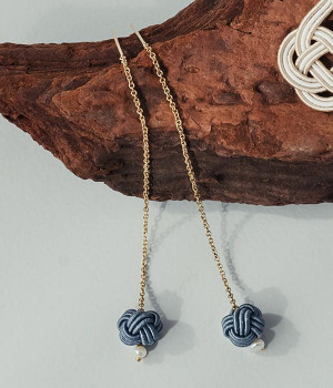 四季の種　ピアス(利休鼠-ONESIZE)