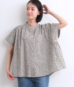 フラワープリント　脇ギャザーフレンチブラウス(ベージュ-ONESIZE)