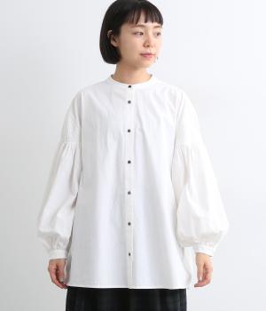 アンティーク調コットン　袖ピンタックブラウス(オフホワイト-F)