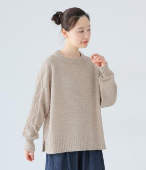 シェットランドウール袖ケーブル柄プルオーバー(ベージュ-F)