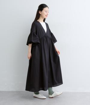 60コットンローン　Vネックワンピース(ブラック-F)