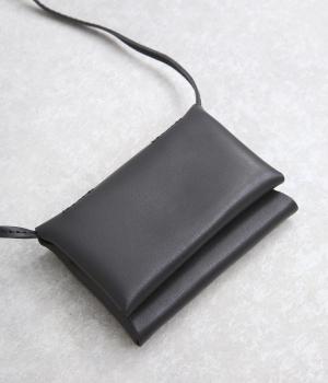 レザーポーチネックレス（ブラック・F）