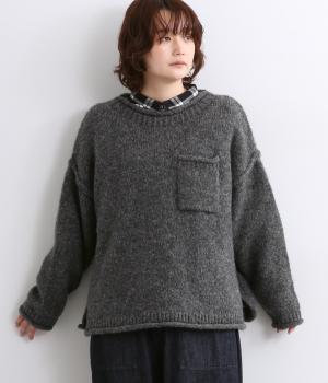 ブレンドソフトヤーン　胸ポケットプルオーバー（チャコール・F）