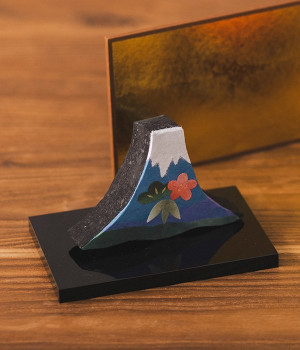 めでたや炭々　富士山(カラー1-ONESIZE)