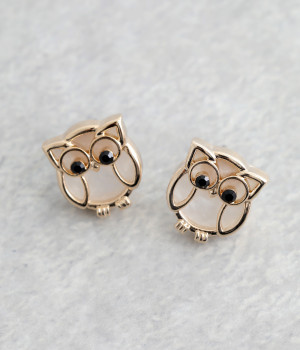 ふくろうピアス(アイボリー-ONESIZE)