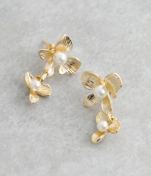 メタルフラワーパールピアス(ゴールド-ONESIZE)