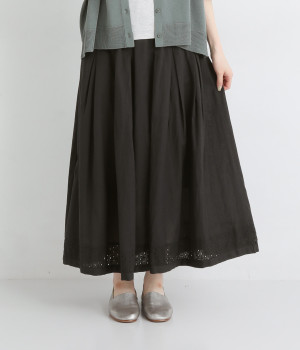 コットンリネンキャンブリック裾レーススカート(ブラック-L)