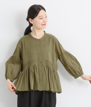 コットンボイル変形ピンタックフレアブラウス(カーキ-L)