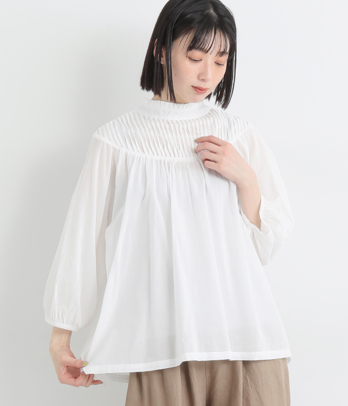 コットンボイルスタンドフリルカラーブラウス(オフホワイト-M)