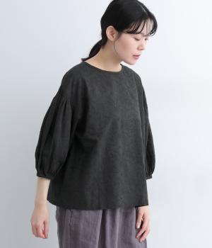 ローンキャンブリック刺繍2wayオーバーレースくるみボタンブラウス(クロ-L)