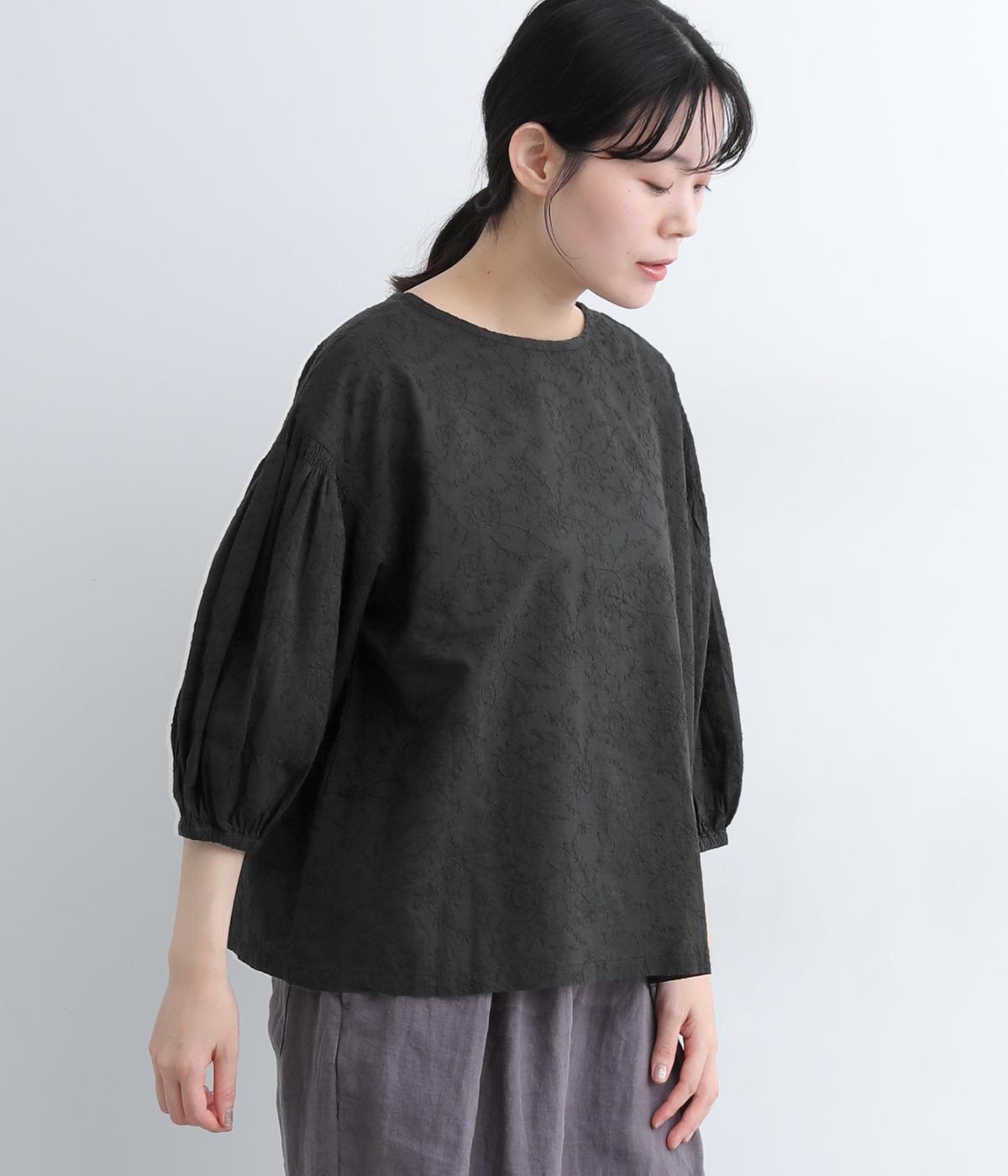 ローンキャンブリック刺繍2wayオーバーレースくるみボタンブラウス
