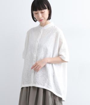 ローンキャンブリック刺繍オーバーレースハーフスリーブシャツ(オフ-L)