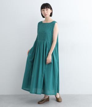 ローンキャンブリック刺繍裏地付きノースリーブワンピース