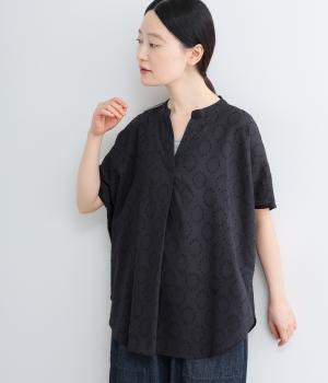 ジャカードドット　キーネックブラウス(クロ-L)