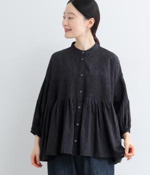 ジャカードドット　ピンタックブラウス(クロ-L)