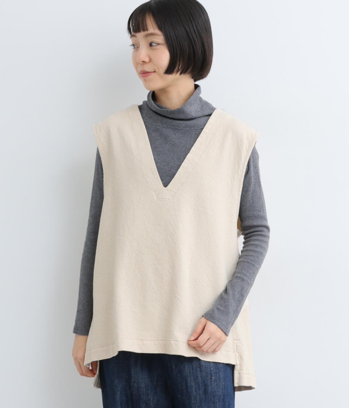 バックボタンVネックベスト(キナリ-F)