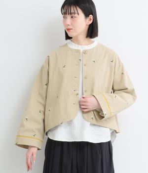 フラワー刺繍クロップドジャケット