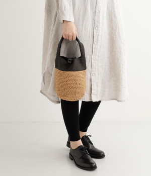 リネンコマ編みバッグ小(ブラック-ONESIZE)