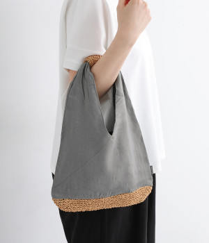 リネン　トライアングルバッグ(グレー-ONESIZE)