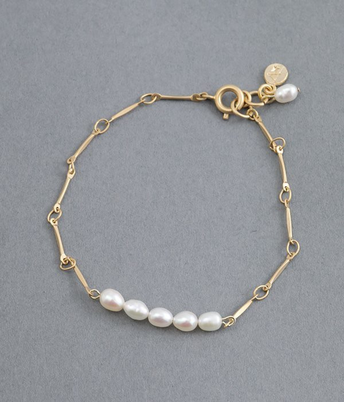 プレスチェーン×淡水パール　ブレスレット(ゴールド-ONESIZE)