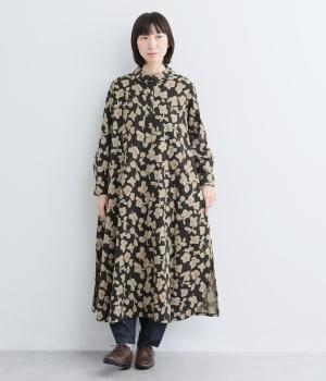 襟付き起毛花柄シャツワンピース(クロ-F)