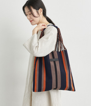 手織りのハンモックバッグ(ネイビー/オレンジ-ONESIZE)
