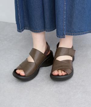 EVAインソール　軽量クロスベルトサンダル