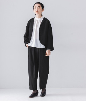 コラボ｜3点セット(ジャケット・ブラウス・パンツ)(ブラック/ホワイト-ONESIZE-【コラボ】)