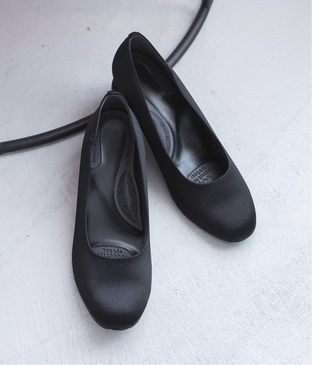 【慶弔両用】撥水加工3.5cmヒールサテンフォーマルパンプス(ブラック-225)