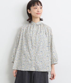コットン 花柄ギャザーシャツ(オフホワイト-ONESIZE)