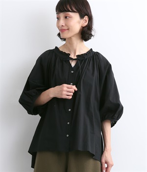 ソフトワッシャー フリルネックシャツ(ブラック-ONESIZE)