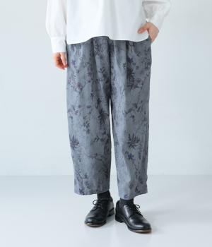 コットンリネンシーチングプリントフラワーリラックステーパードパンツ(ブルー-F)