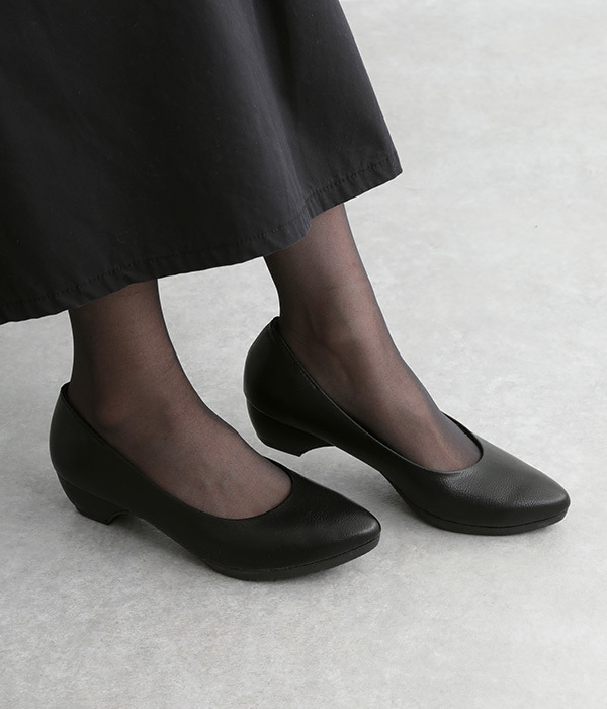 ポインテッドトゥ パンプス(ブラック-230)