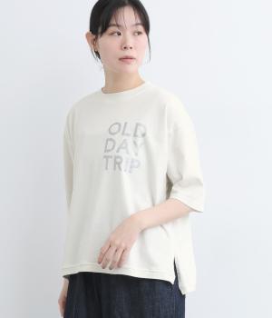 コットン天竺サイドスリットプリントTee〈OLD DAY TRIP〉(ミスト-ONESIZE)