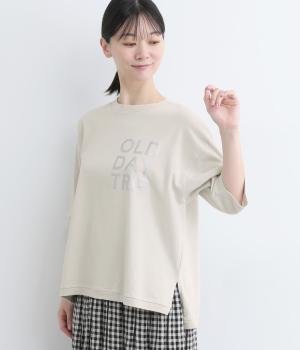 コットン天竺サイドスリットプリントTee〈OLD DAY TRIP〉(グレージュ-ONESIZE)