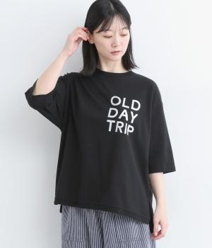 コットン天竺サイドスリットプリントTee〈OLD DAY TRIP〉(ブラック-ONESIZE)