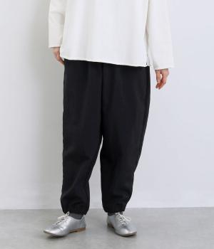 リサイクルナイロンジョガーパンツ(ブラック-F)