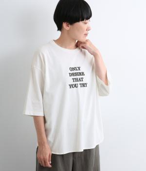 【日本製】スプレー調プリントTシャツ(オフホワイト-F)