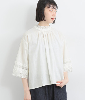 コットンリネンボイルレーシープルオーバー(オフホワイト-ONESIZE)