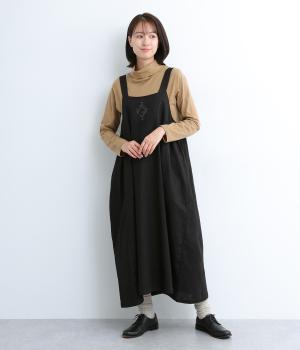 リネン綾織袖刺繍コクーンワンピース(ブラック-F)