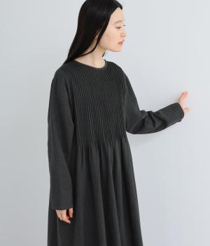 コットン綾起毛ピンタックワンピース(チャコールグレー-F)
